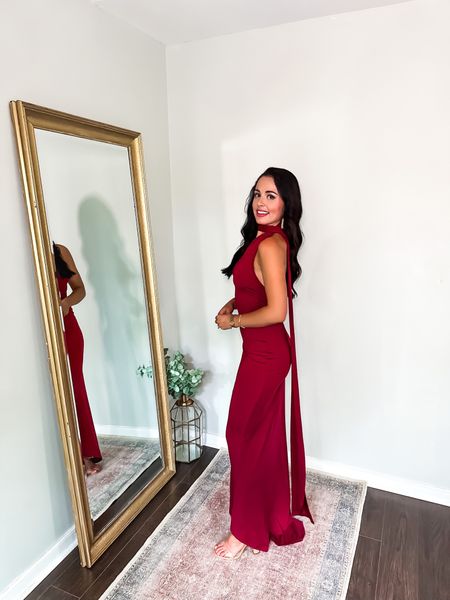 Under $30 amazon backless bodycon wrap front maxi dress (small, 5+ colors), under $12 amazon gold statement earrings and under $20 amazon clear and tan ankle strap heels (tts)— this is a perfect fall or winter wedding guest or bridesmaid look! #founditonamazon 


#LTKwedding #LTKfindsunder50 #LTKparties
