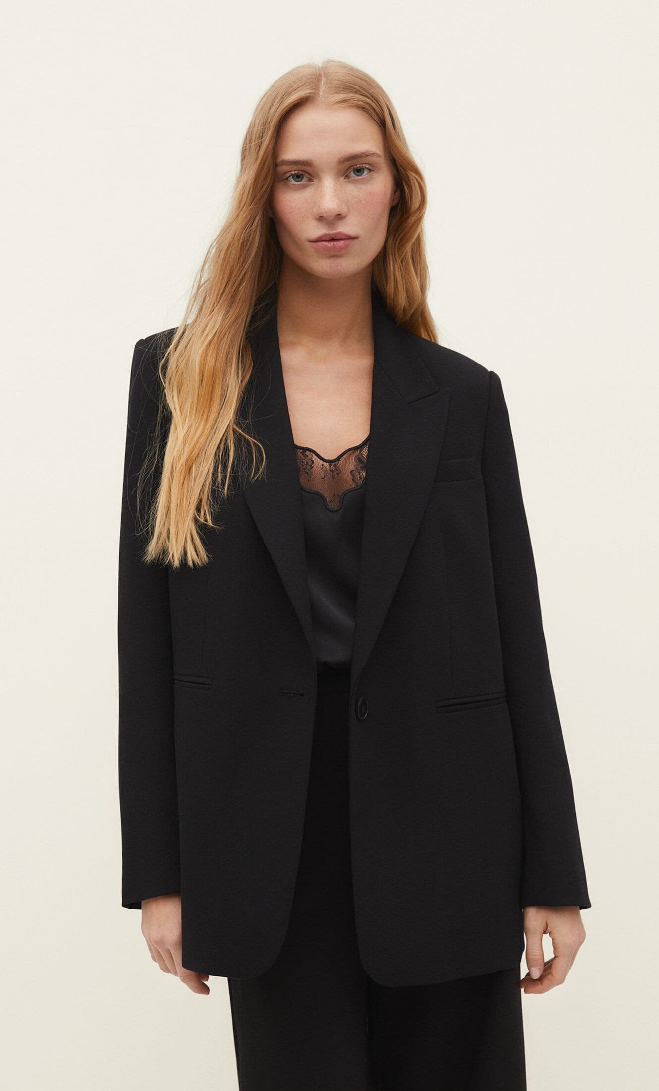 Buttoned blazer | Stradivarius (UK)