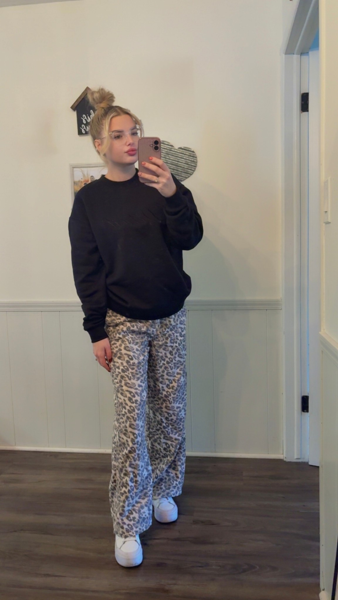 Working in between the holidays but make it cute ✨

#LTKootd #LTKMidsize #LTKWorkwear