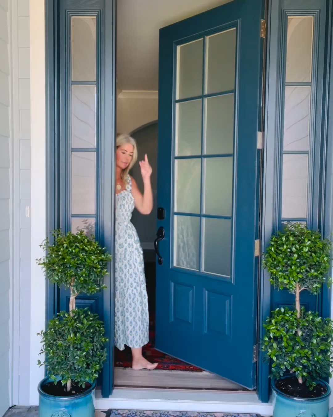 Easy, breezy, and made for sunshine days ☀️
The Camille floral maxi from Avara is one of those throw-on-and-go pieces that still feels completely put together. The print, the movement, the ease… it’s giving coastal elegance without trying too hard (my favorite kind 🤍)

Perfect for brunch, vacation dinners, or just feeling a little extra on an everyday Wilmington afternoon ✨
Linked for you here!

#Over50Style #CoastalStyle #EffortlessStyle #AvaraStyle #LTKStyle