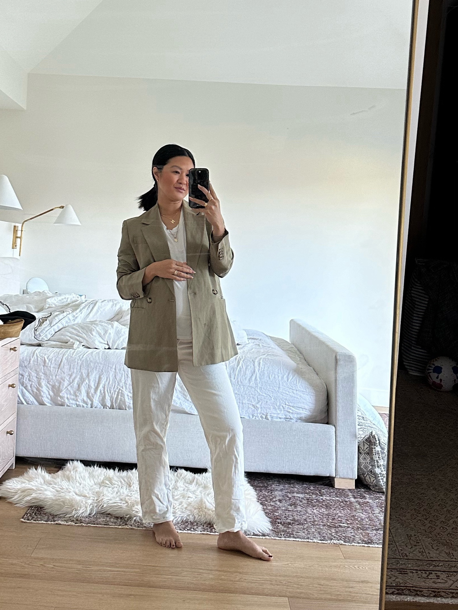 Neutral fall day 

#LTKmaternity #LTKautumn