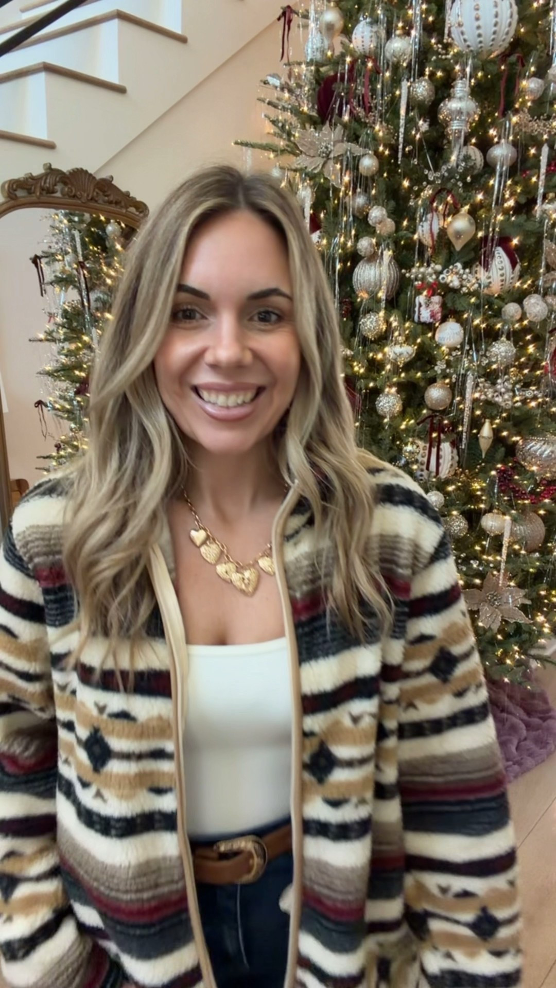 Wearing my true size small in this western Sherpa jacket! It’s roomy and soft. Perfect for leggings too! 

#LTKootd #LTKGiftGuide #LTKMens