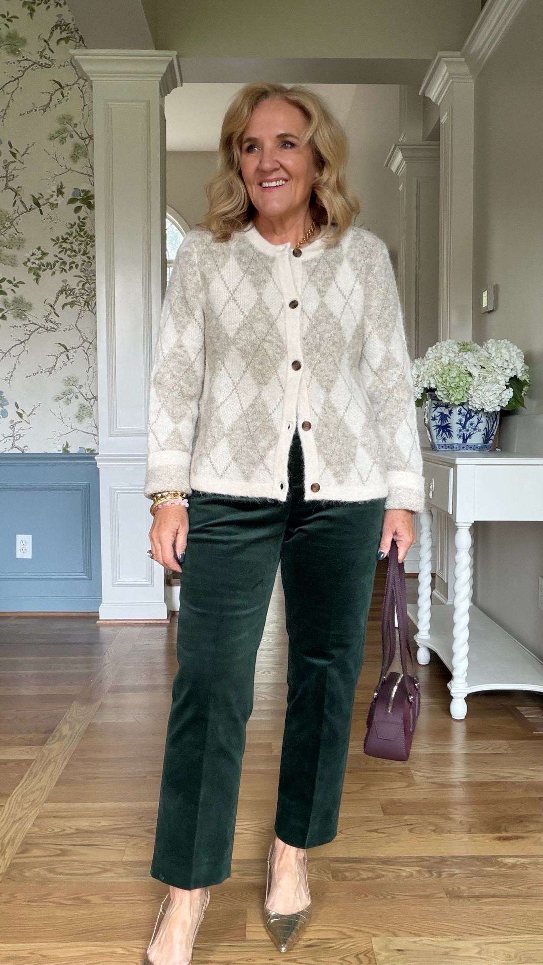 JCREW factory holiday haul! Place your order now to get your size especially if you’re buying matching pieces. These sizes will go.
Velvet blazer size 10, regular
Velvet pants size 8 petite. The slim straight pants I would recommend sizing up if you’re in between.
Argyle sweater size medium
Velvet top size
Velvet skirt size
Embellished jeans, size 29 petite I would size up if you’re in between
Tweed blazer this is a 12 regular from last year, but I like to relaxed Fit
Chambre blouse I’m in a medium petite size up if buying a petite
Blue velvet pants size 29 petite and they are roomy
Red sweater size up to a large and I like the relaxed fit
Plaid blouse size medium regular
Halfway corduroy’s size 28 petite
Tartan plaid trimmed Henley size medium
Talbots quilted red jacket size medium petite
Boots I always size up a half
20% off my jewelry code NANETTE20


#LTKOver40 #LTKHoliday #LTKSaleAlert