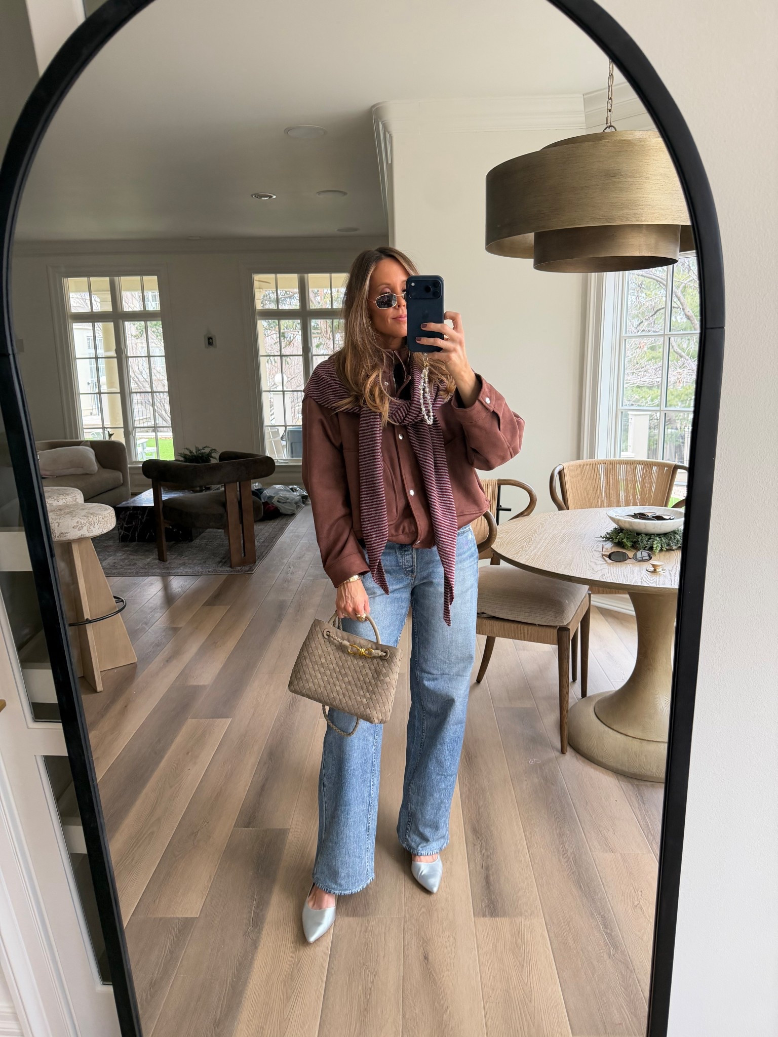 OOTD🤎Finding the perfect go-to jeans 👖✨ Sharing a few staple pairs I’ve been trying lately!

#LTKmomlife #LTKootd #LTKOver40