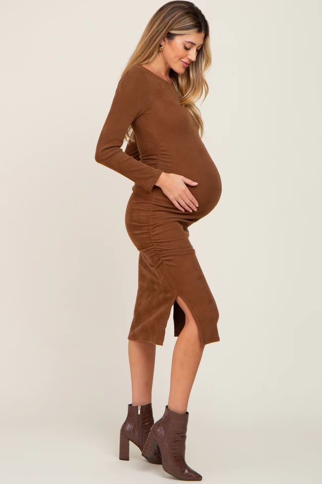 Brown Ribbed Ruched Fitted Maternity Midi Dress | PinkBlush Maternity