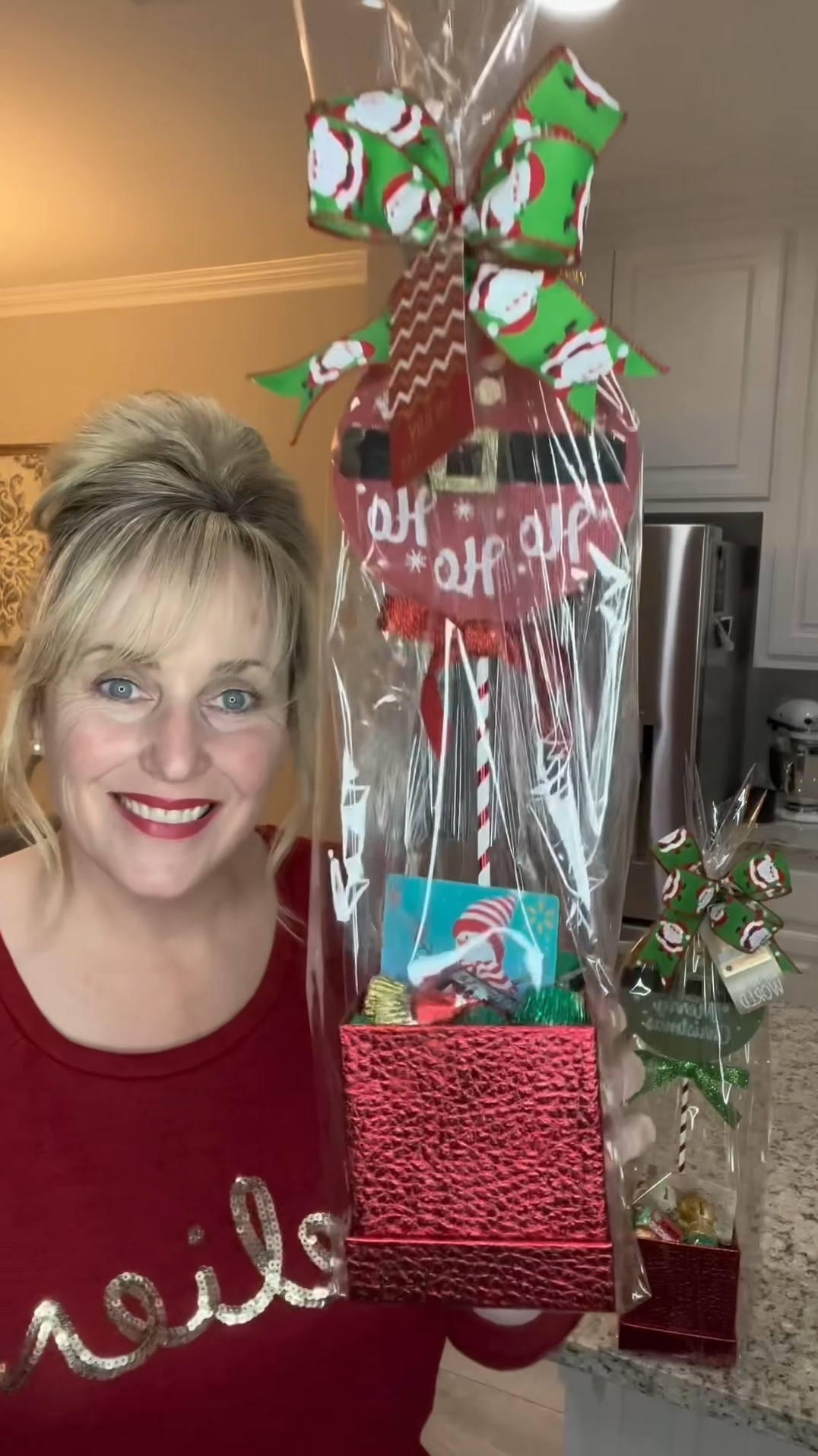 🎅🏼Easy Gift Idea - made this a few years ago #Christmas #giftideas #giftcards #candy #secretsanta #teacher #coworkers 

#LTKHoliday #LTKGiftGuide #LTKSeasonal