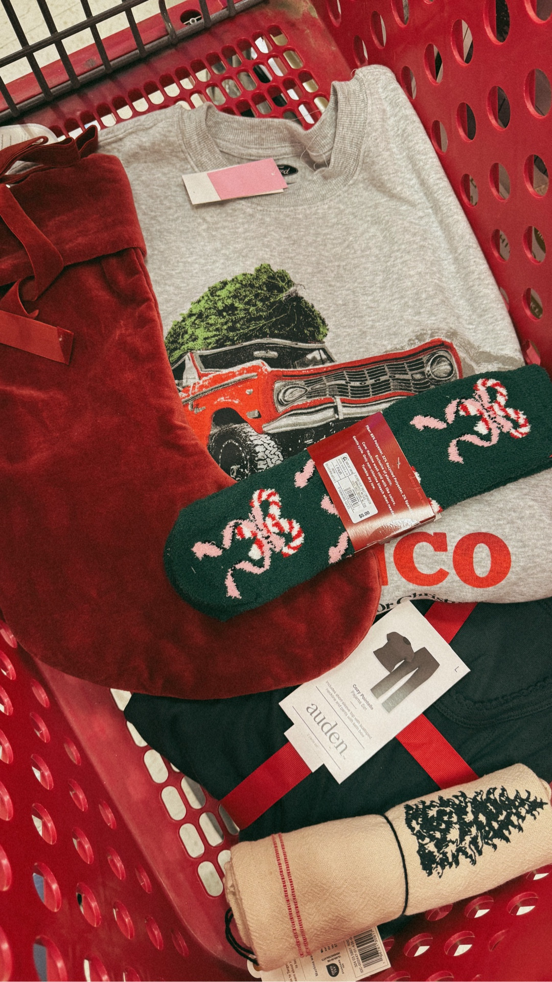 The cutest Christmas sweaters 

#LTKSeasonal #LTKgrwm #LTKHoliday