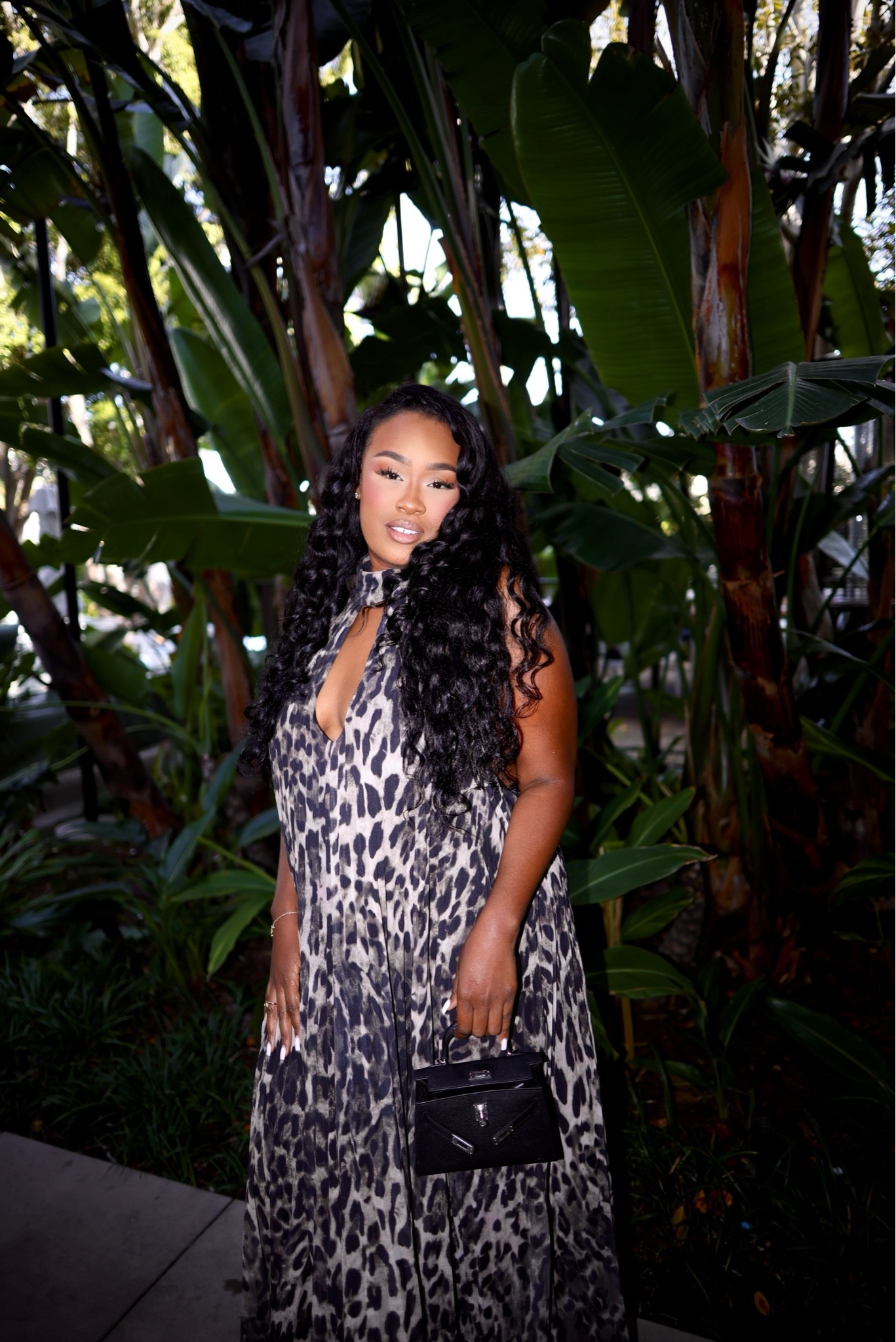 @renttherunway @Neiman Marcus

#LTKootd #LTKgrwm #LTKMidsize
