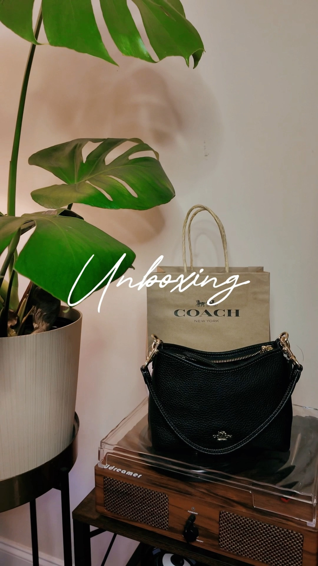 👜 New Coach drop! My latest bag unboxing is here—classic, versatile, and perfect for elevating any look. Tap to shop this timeless style + see how I’ll be styling it 🤍✨ #LTKBagEdit #LTKStyle #CoachBag

#LTKStyleTip #LTKItBag #LTKSaleAlert