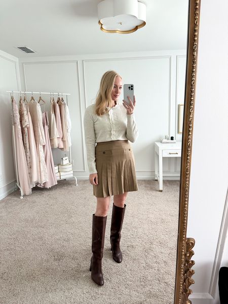 I love this scallop detail sweater and gorgeous knee high boots for a fall workwear look. 

#LTKFind #LTKSeasonal #LTKstyletip