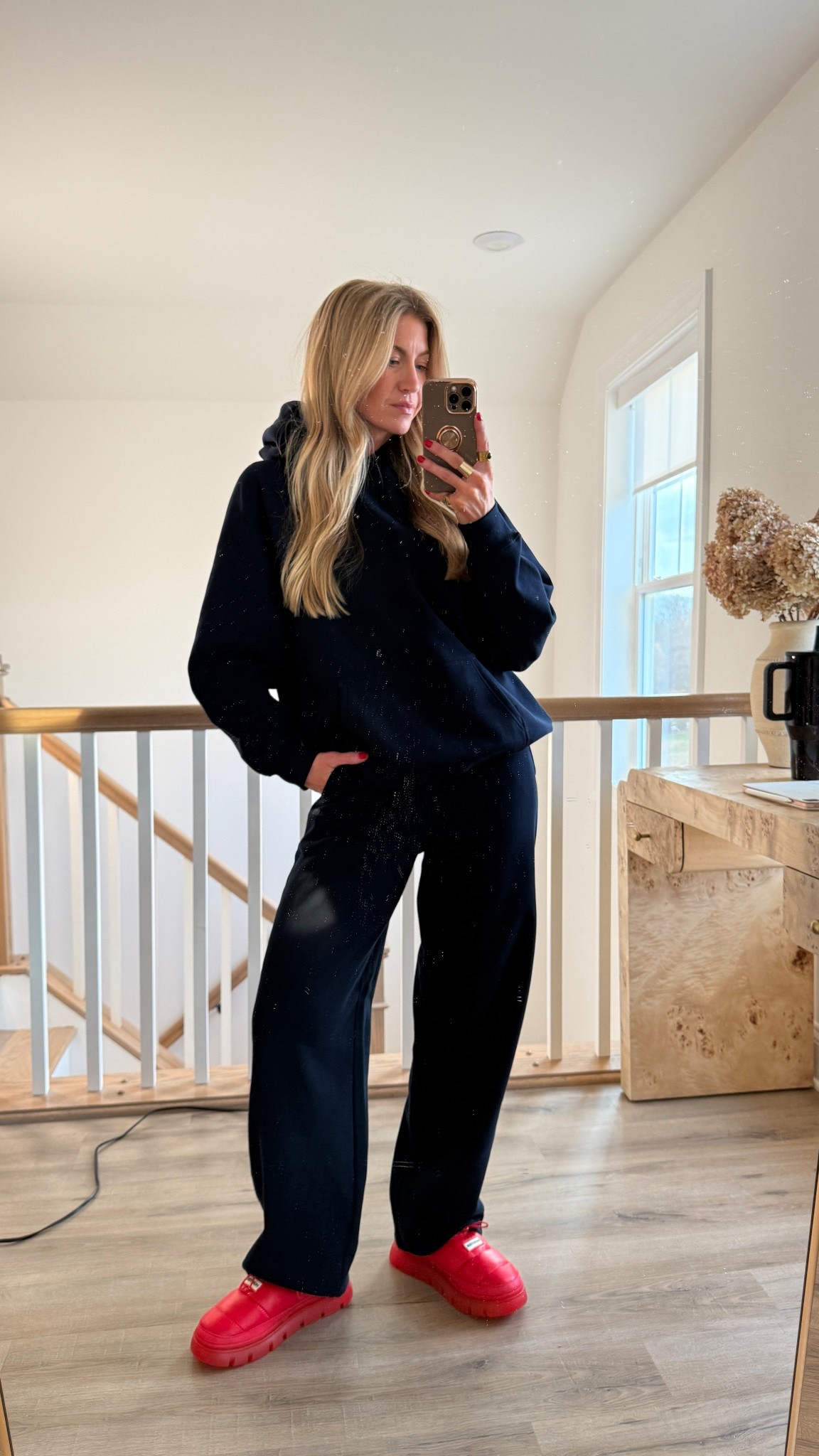 My sweat set is on sale! 
Runs TTS, wearing a S in the Top and Bottoms  

#LTKSaleAlert #LTKootd #LTKSeasonal