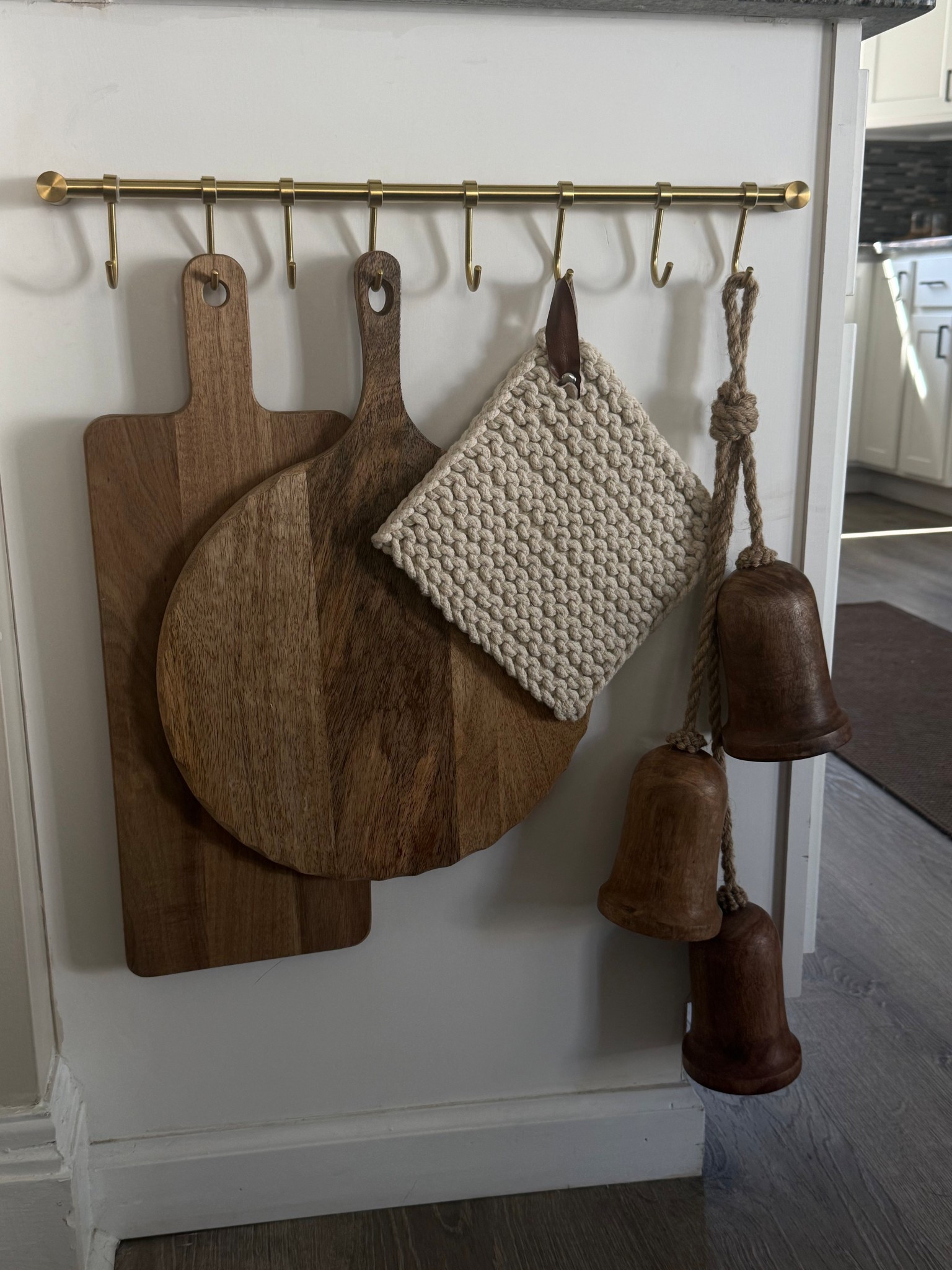 Small space kitchen upgrade you need → this Amazon pot holding bar is perfect for hanging cutting boards + potholders right on the side of a cabinet. It saves space, keeps everything within reach, and doubles as decor!!

 #AmazonHome #TargetStyle #HomeGoodsStyle #KitchenOrganization #LTKHome #AmazonFinds #TargetHome #HomeGoodsFinds #SmallSpaceSolutions #LTKKitchen #OrganizedHome #KitchenGoals #HearthandHand #JoannaGaines 
