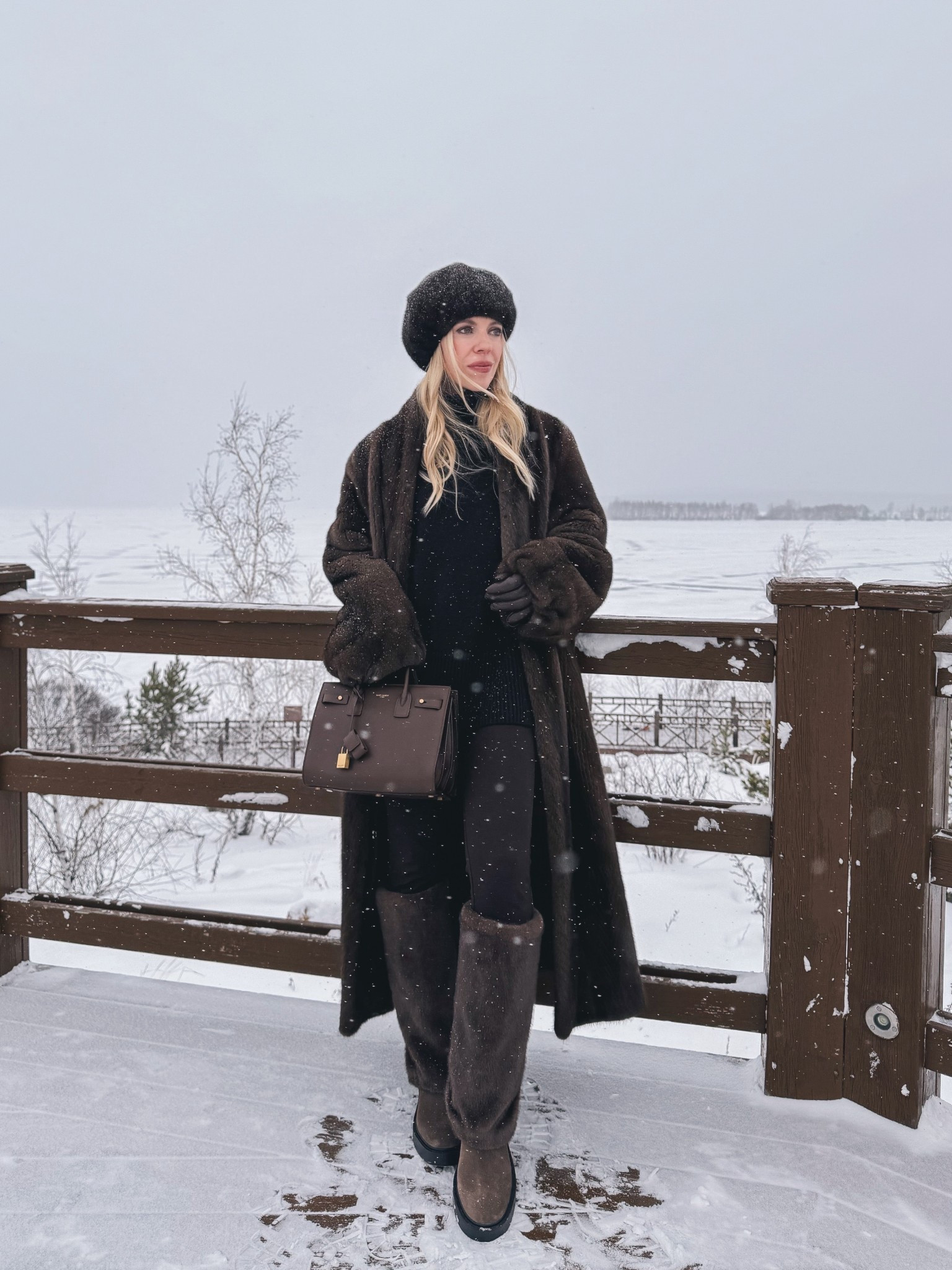 Zara fur boots on sale 30% off

Snow day outfit, brown fur coat, dark brown leggings, brown fur snow boots, all brown outfit 

#LTKFindsUnder100 #LTKSeasonal #LTKSaleAlert