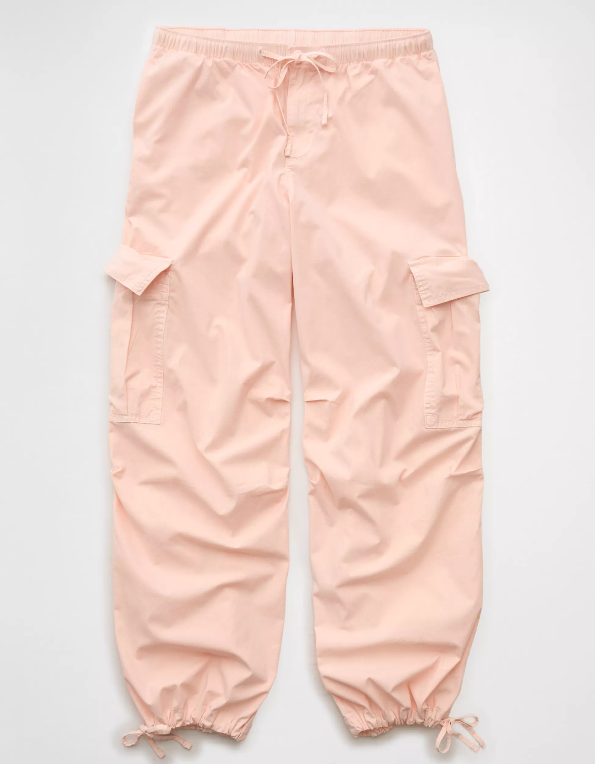 AE Low-Rise Baggy Cargo Parachute Pant | American Eagle Outfitters (US & CA)