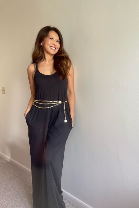 Super comfy Black onesie that takes you from yoga class to coffee dates.  I’m wearing the small, I’m 5’3 and the length is a bit long for my height.  

#LTKstyletip #LTKworkwear #LTKfitness