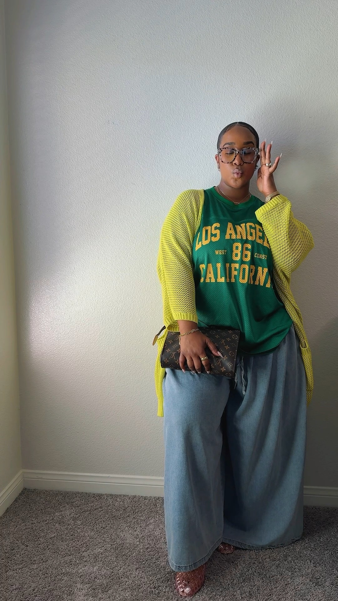 I love low effort big vibes! Also these pants i wear almost all of the time! 

#LTKOver40 #LTKMidsize