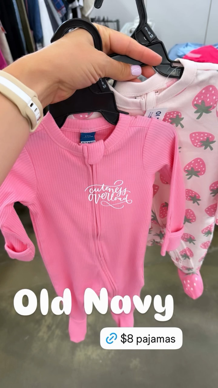 Old Navy sale happening now // cute baby girl pajamas for $8

#LTKSaleAlert #LTKBaby #LTKKids