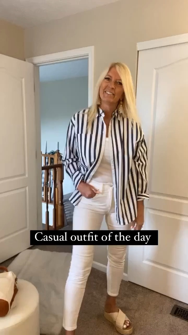 The cutest button down collared shirt with spandex. Paired with. Y fav white denim and comfy sandals. 


#LTKsalealert #LTKunder100 #LTKunder50