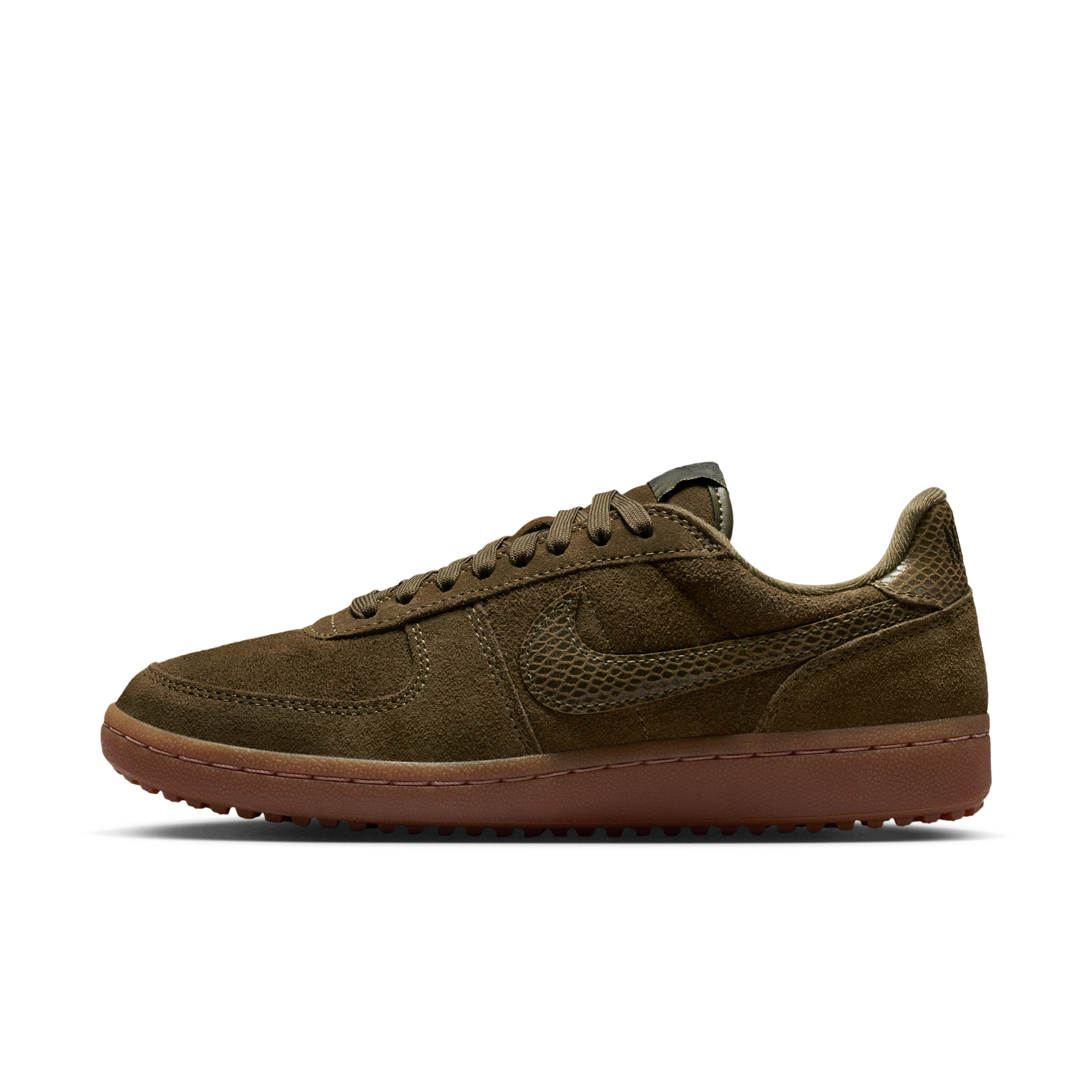 Nike Women's Field General Shoes in Green | IM9207-200 | Nike (US)
