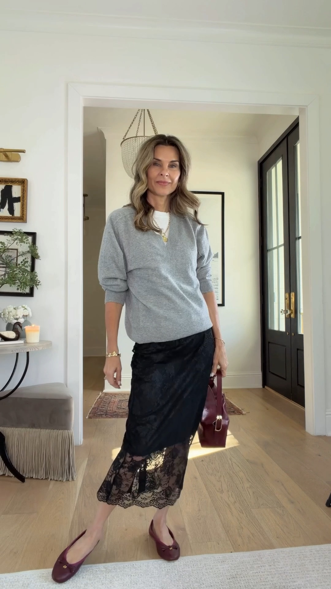 -cashmere sweater sz XS
-White t-shirt sz S
-lace skirt TTS 40% off 
-burgundy flats TTS 
-burgundy purse 



#LTKSaleAlert #LTKHoliday #LTKOver40