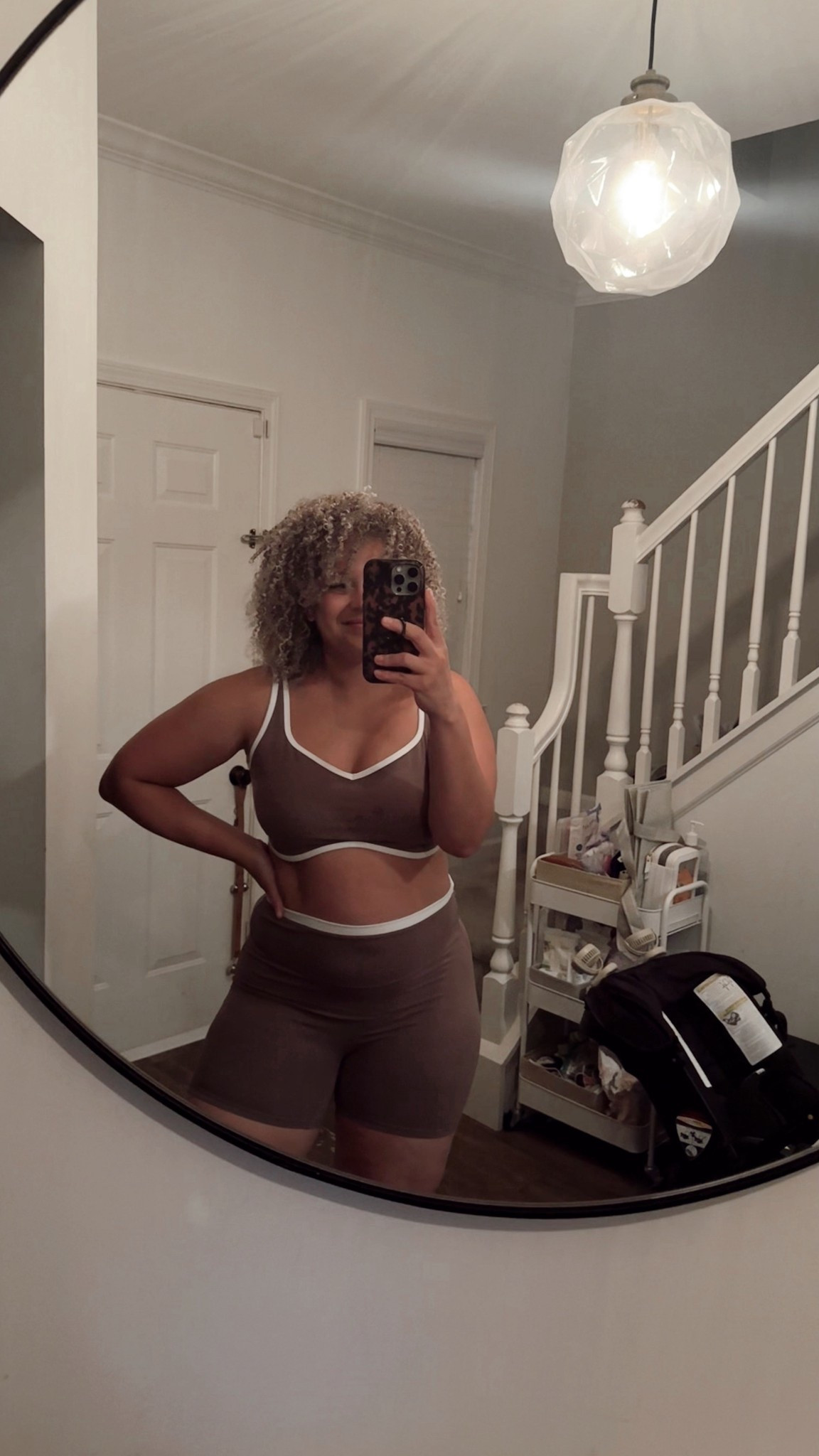 Wearing an XL in both 

Midsize workout clothes, size 14 workout clothes, Abercrombie workout clothes, midsize fitness 