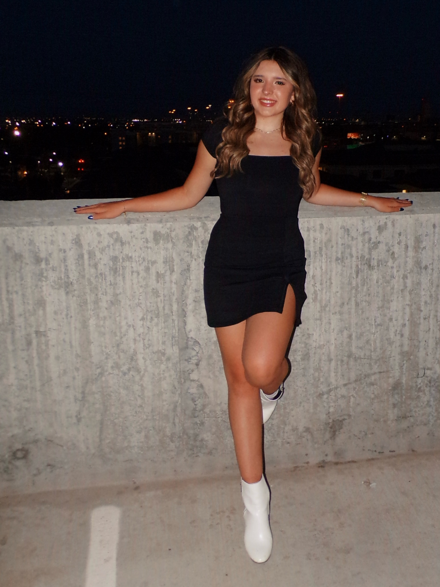 Don’t blink! Size small dress, great for teens or baseball games!

#LTKFindsUnder50 #LTKFindsUnder100 #LTKStyleTip