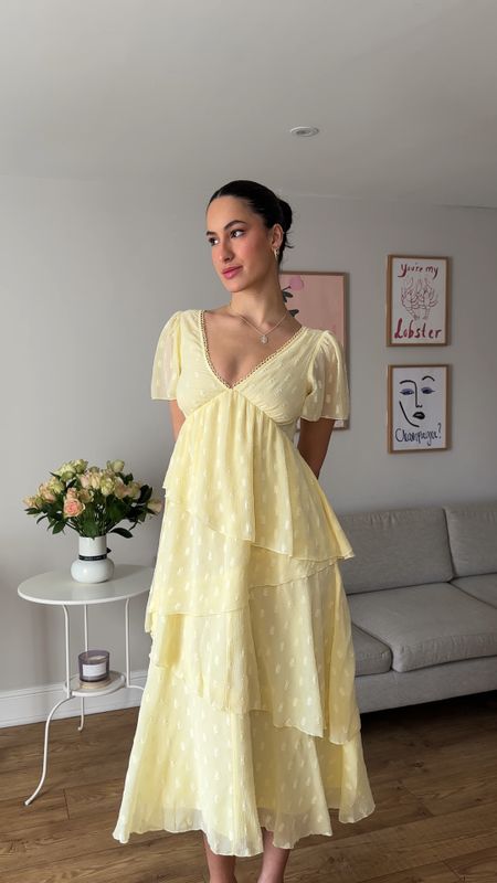 I think I may have just found the most perfect spring dress 🫶🏼✨💛🧺

I got the blue, green and pink versions of it last year and the second I saw this beautiful yellow colour I just had to have it!

Imagine how perfect it would be at a spring/ summer wedding


#weddingguest #weddingguestdress #weddingguestoutfit #summerdress
#maxidress #backlessdress #frilldress #asosdress

#LTKstyletip #LTKSeasonal #LTKwedding