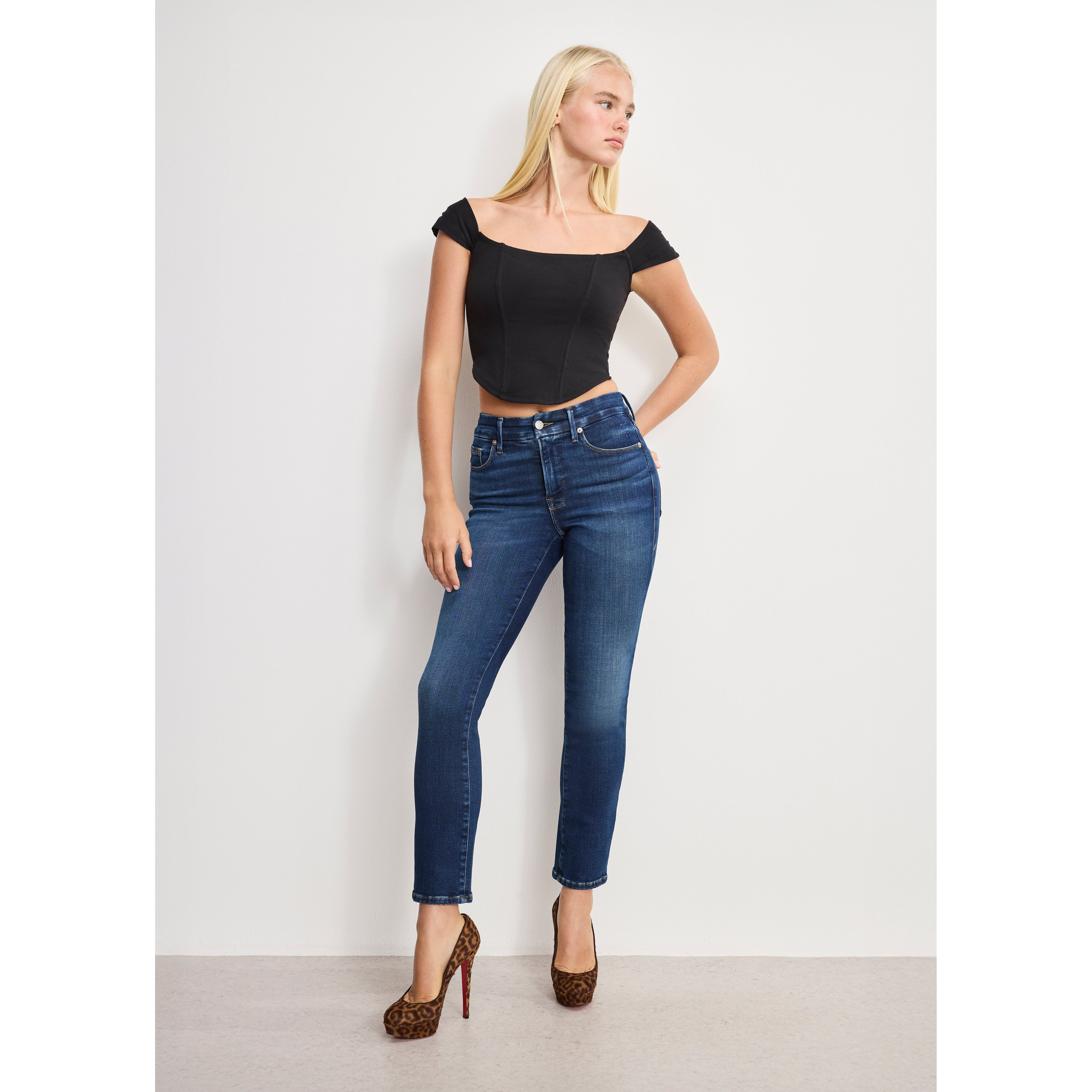 Women's Dolly Joleans Straight Jeans | Indigo, 0 Size 15 Plus | Good American by Khlo� Kardashian | Good American