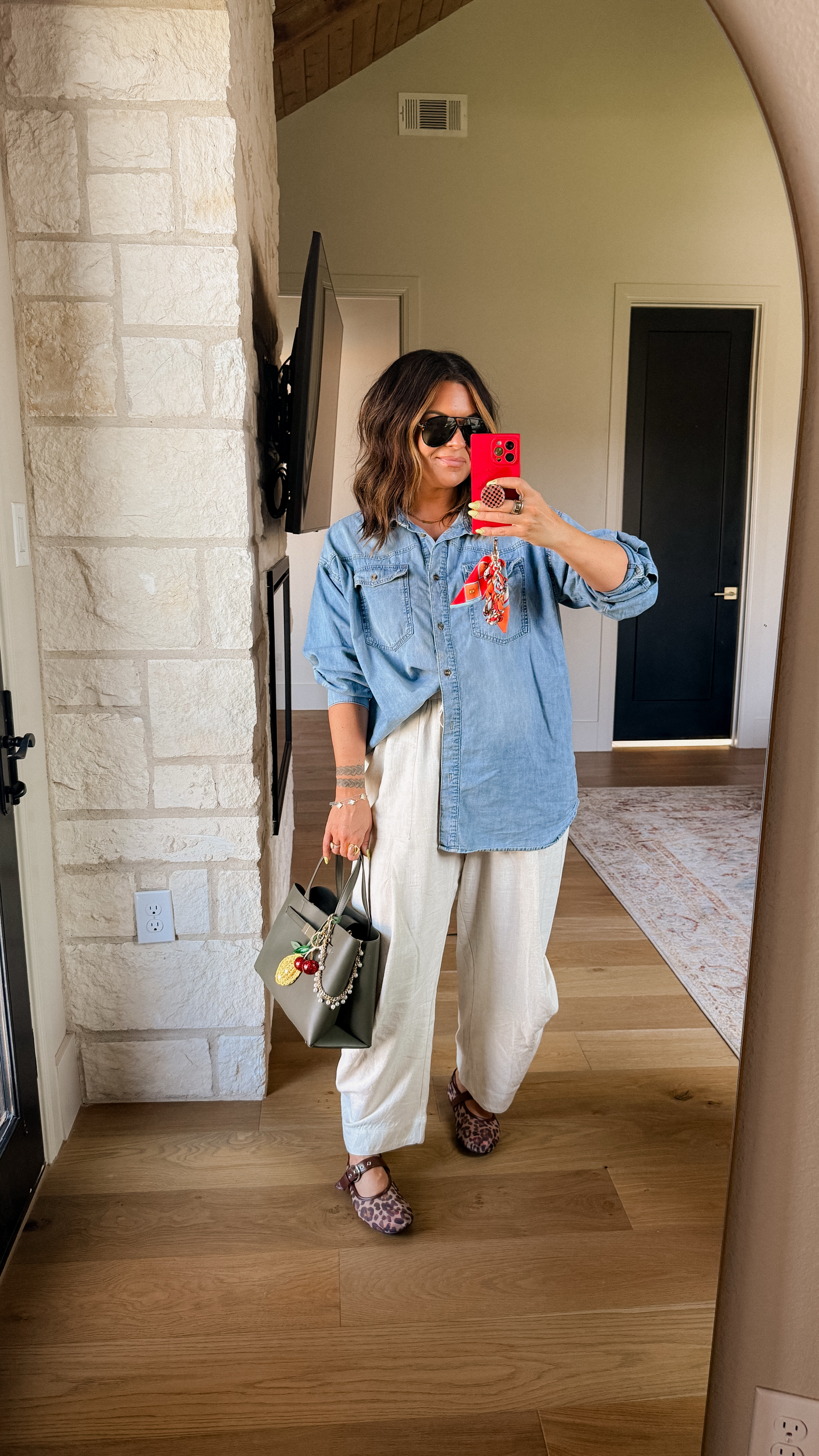 Summer Sweatpants! 
Top: XL
Pants (both): XL
Shoes: TTS
Bag + charms are Target


#LTKStyleTip #LTKMidsize #LTKFindsUnder50

#LTKFindsUnder50 #LTKStyleTip #LTKMidsize