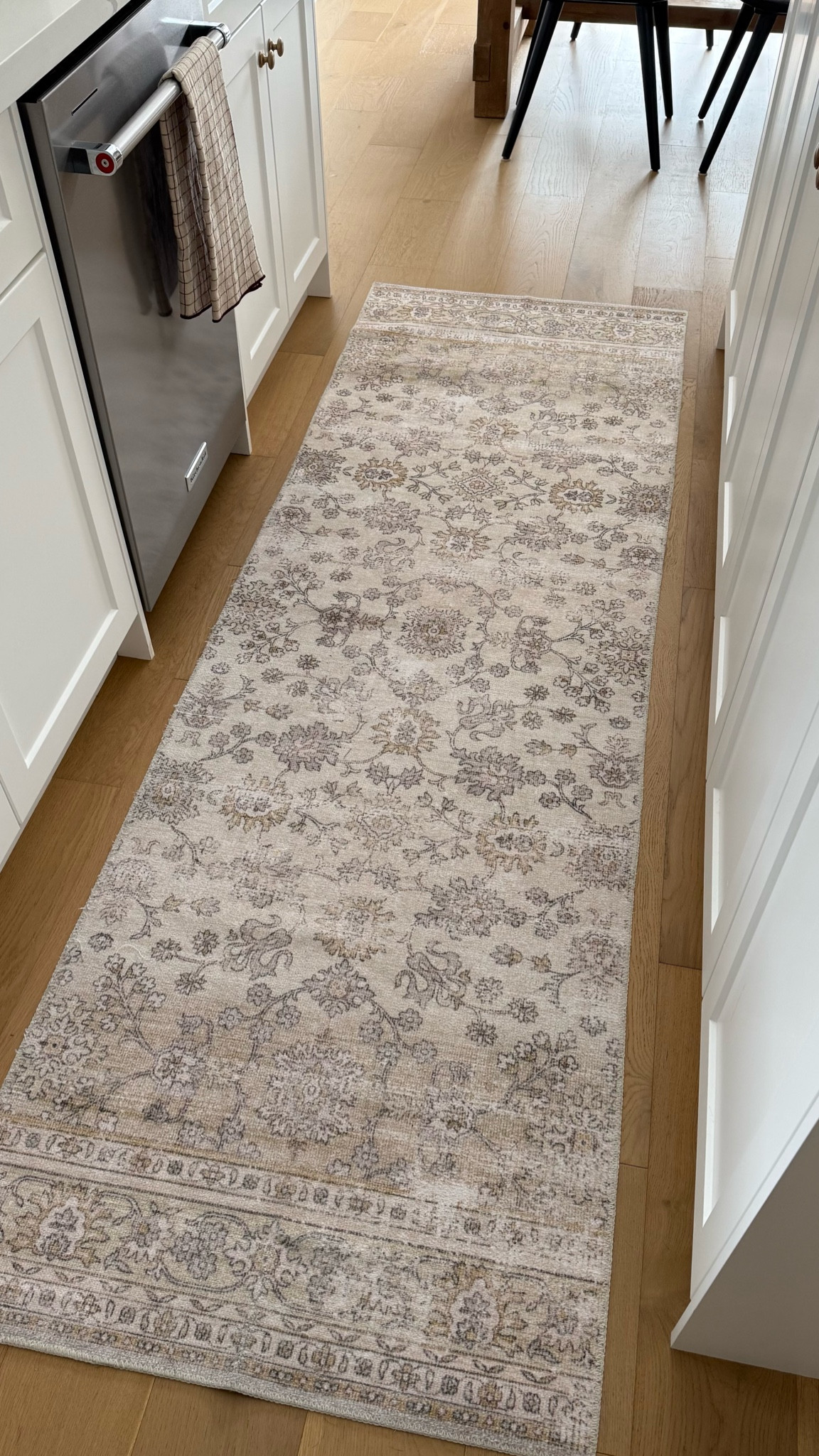 Kitchen washable runner (vintage look)