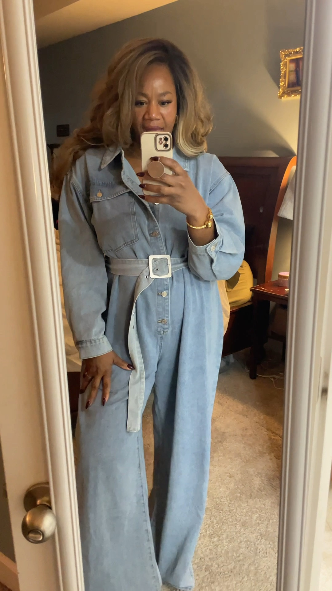 This jumpsuit is EVERYTHING! The fit is oversized and it’s very fall girl friendly. It’s on sale for $49.95 😍

Denim jumpsuit, oversized jumpsuit, tall girl friendly, Akira, mom outfit ideas

#LTKootd #LTKFindsUnder50 #LTKTall