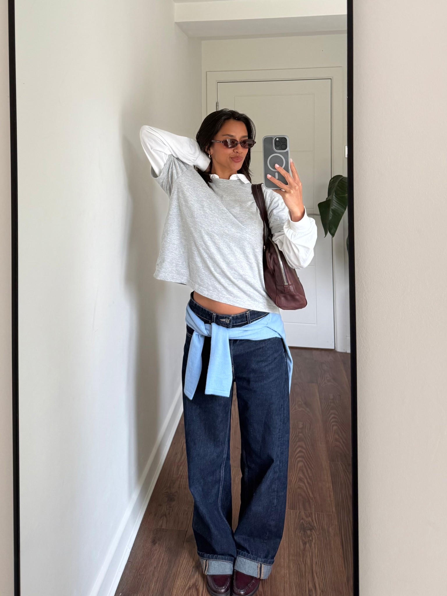 T-shirt-under-a T-shirt-a-holic 

#LTKuk #LTKeurope #LTKstyletip