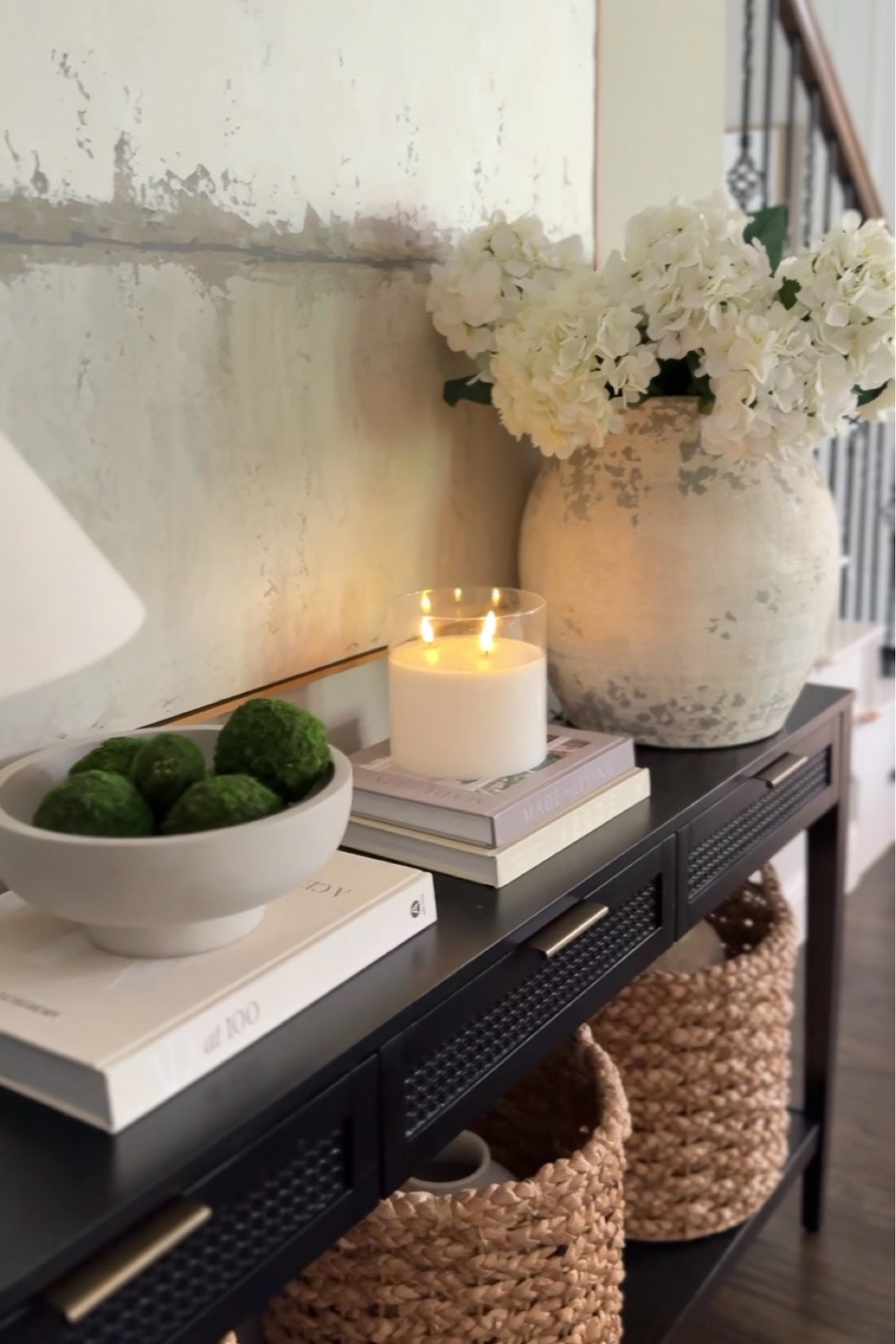 Console table home decor
Spring home decor 


#LTKSeasonal #LTKHome