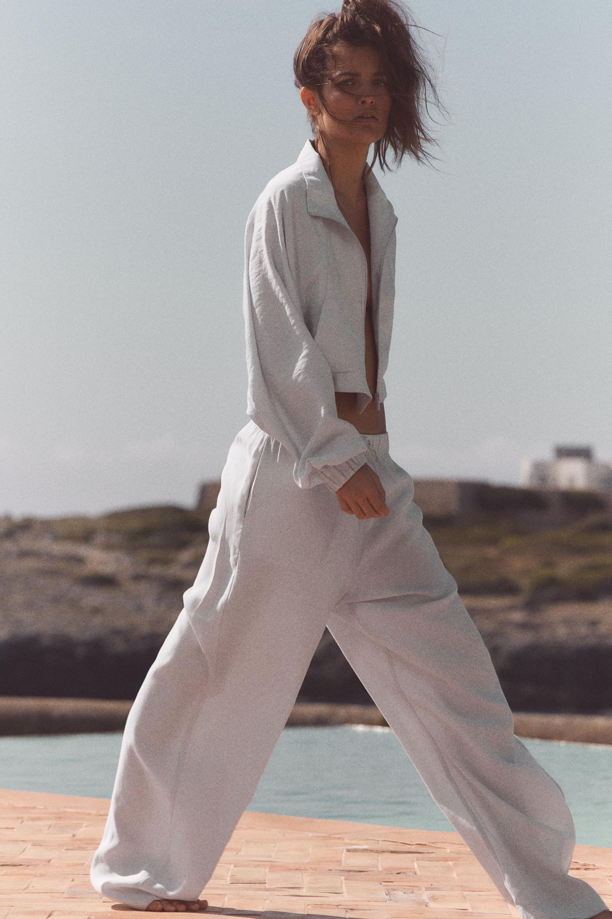 FLOWING TROUSERS | Zara UK