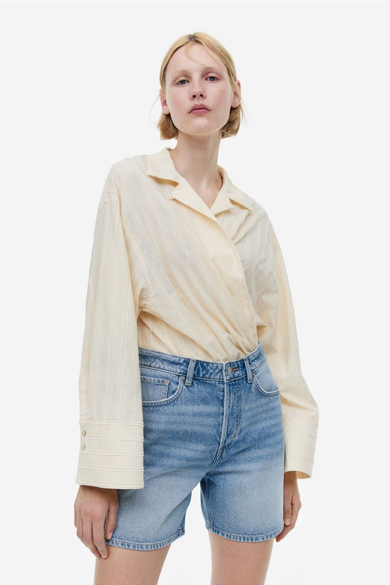 Bermuda High Denim shorts | H&M (UK, MY, IN, SG, PH, TW, HK)