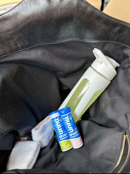 5 signs you are DEHYDRATED:
#Ad
1. Urinating less and/or it’s a darker color 
2. Heart is racing
3. Lightheaded or dizzy
4. Headache that won't go away
5. Fatigue
This is why it’s SO important to stay on top of your hydration and as a mom on the go, I always carry my @nuunhydration with me everywhere I go! It reminds me to always stay proactive about my hydration needs- even when I’m knee deep in mom life. New favorite flavor: Lemon Lime 🍋 

Available at your local @target 🎯 

Have you tried Nuun yet?

#ButFirstNuun #TargetFinds #NuunLife #target #targetpartner #HealthyAlibi

#LTKunder50 #LTKFind #LTKFitness