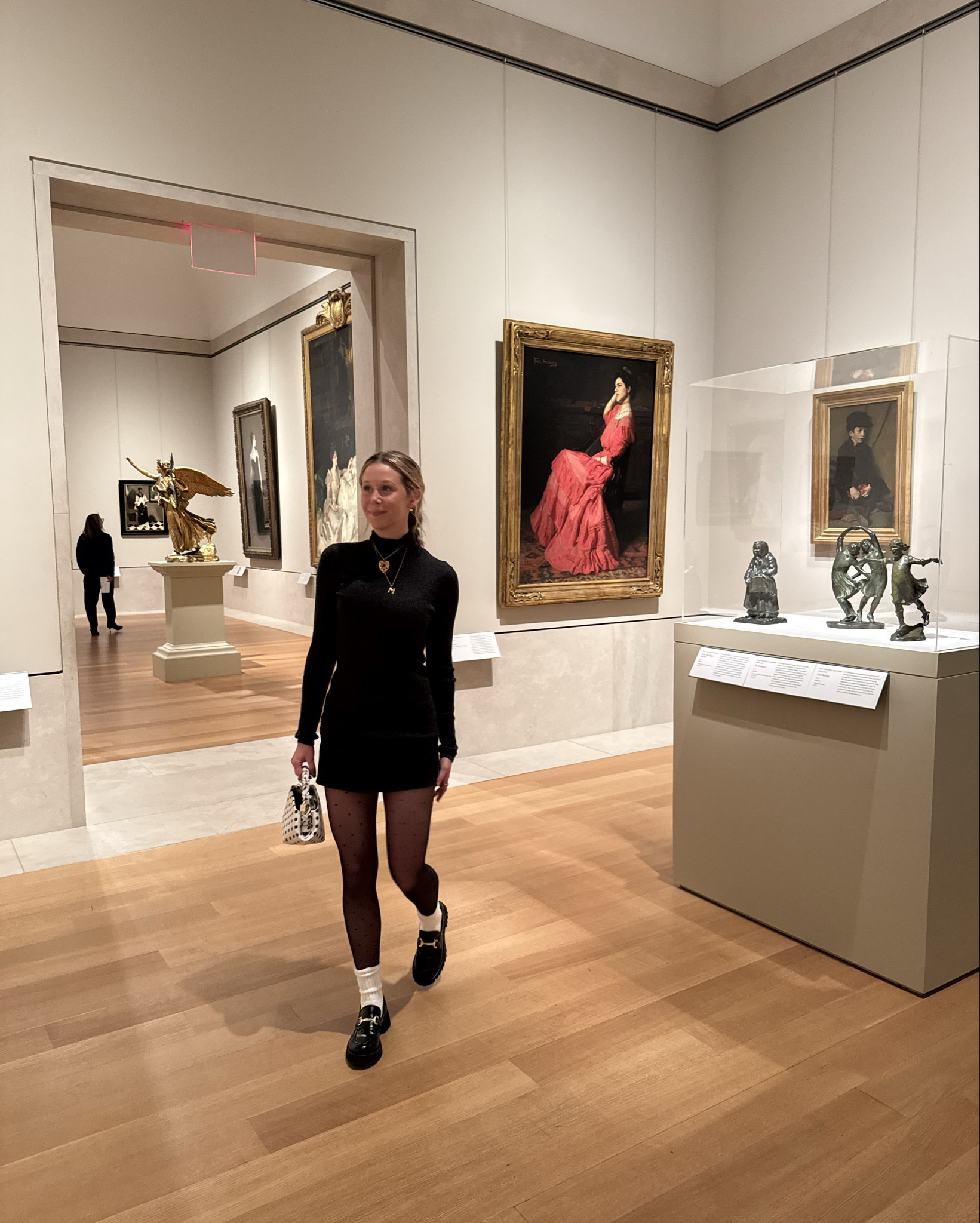 Met Museum Date Night with my favorite comfortable #bombas socks and #stevemadden loafers loveee this combo 