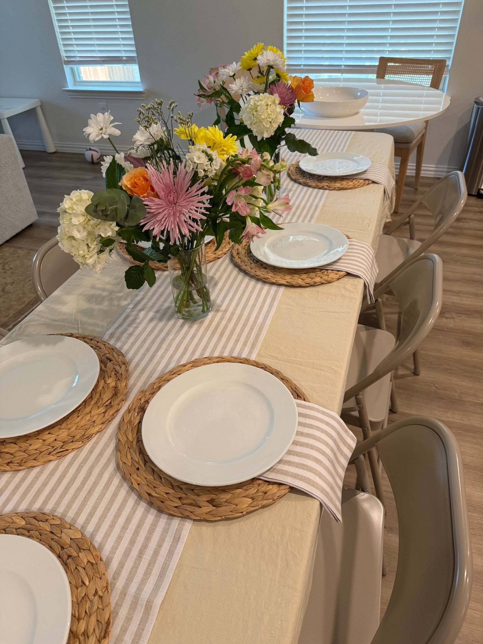 Amazon summer tablescape - Amazon summer table decor - summer hosting - summer dinner party - table cloth - table runner - neutral table - Amazon summer home - summer kitchen - neutral dinner party decor 


#LTKHome #LTKParties #LTKSummerEdit