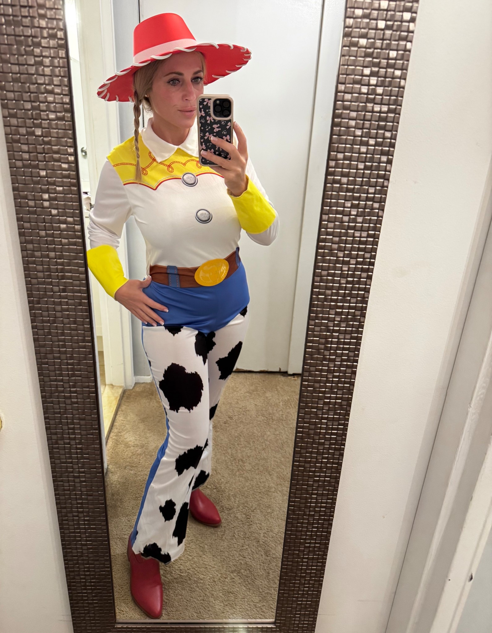 Halloween costume. Wearing M 



#LTKHalloween #LTKFindsUnder50 #LTKMidsize