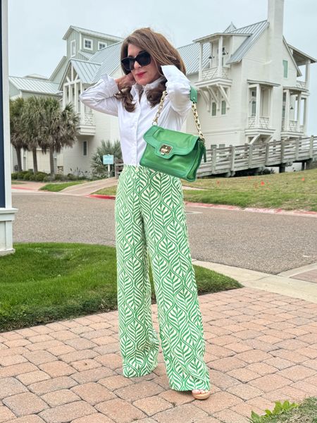 Lovely resort wear trouser. I’m wearing a 2. The pant does run a lil small. The shirt is JCrew. It has a lil stretch to it. It super comfy 

#LTKover40 #LTKtravel #LTKworkwear