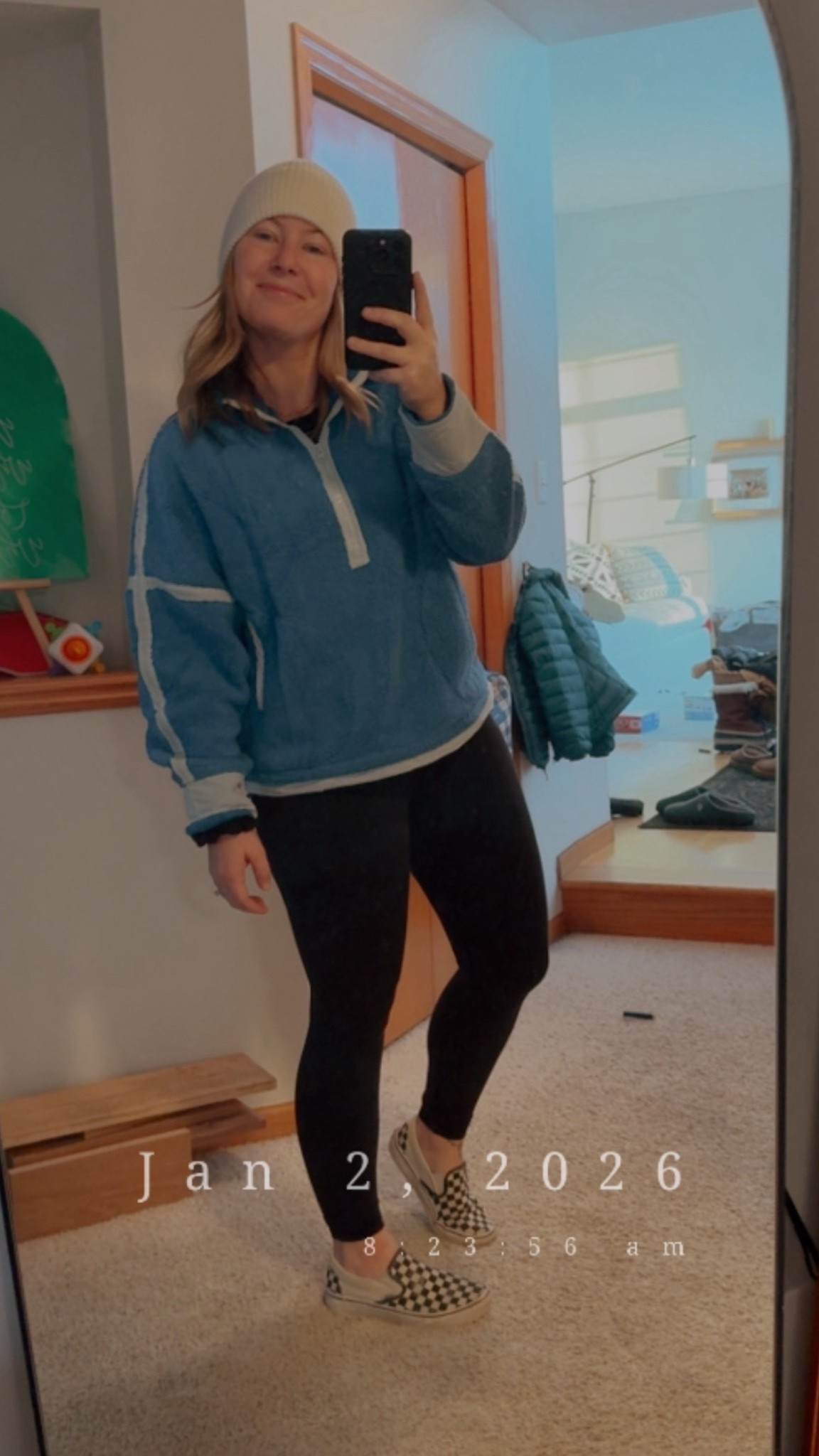 sweatshirt: medium
leggings: smalll