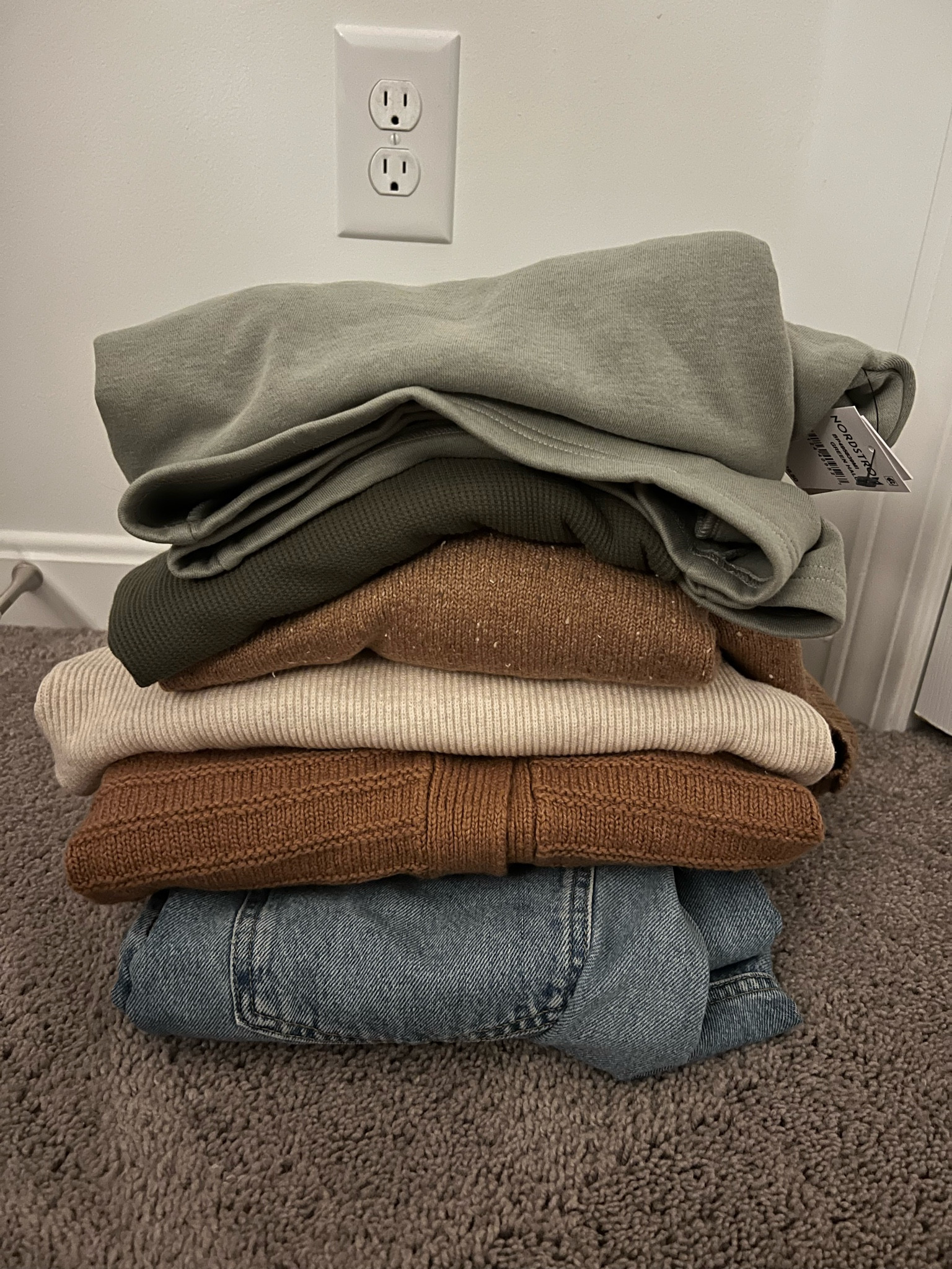 Nordstrom Anniversary Sale Order! I took almost a week to finally try these on. Being 12 weeks postpartum, my body isn’t the same & trying on clothes didn’t sound ideal. I wish I would have tried them on sooner!! Everything fit perfectly! This was such a good haul! The jeans are so Gen Z with the wide legs, I’ll need to get them hemmed, but Nordstrom offers free hemming, but I really liked them! The trend is growing on me & they feel like sweatpants! They’re so comfy & the denim is very worn in & soft feeling. The two piece sweat set is amazing. Those shorts are the best. I might have to get them in more colors. Perfect length too! 

#LTKWorkwear #LTKSaleAlert #LTKxNSale