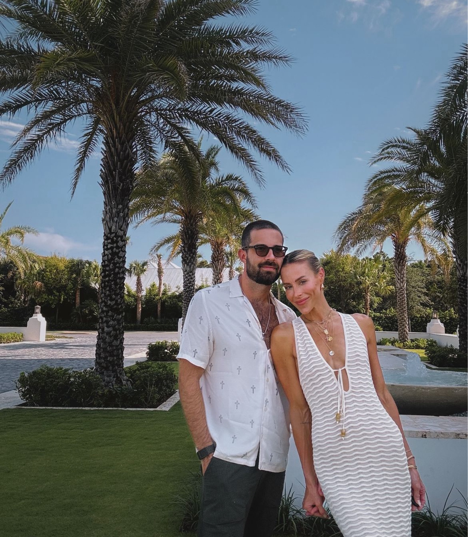 This Devon Windsor dress is sold out in white! Linking the other gorg colors it comes in🤍

#LTKStyleTip