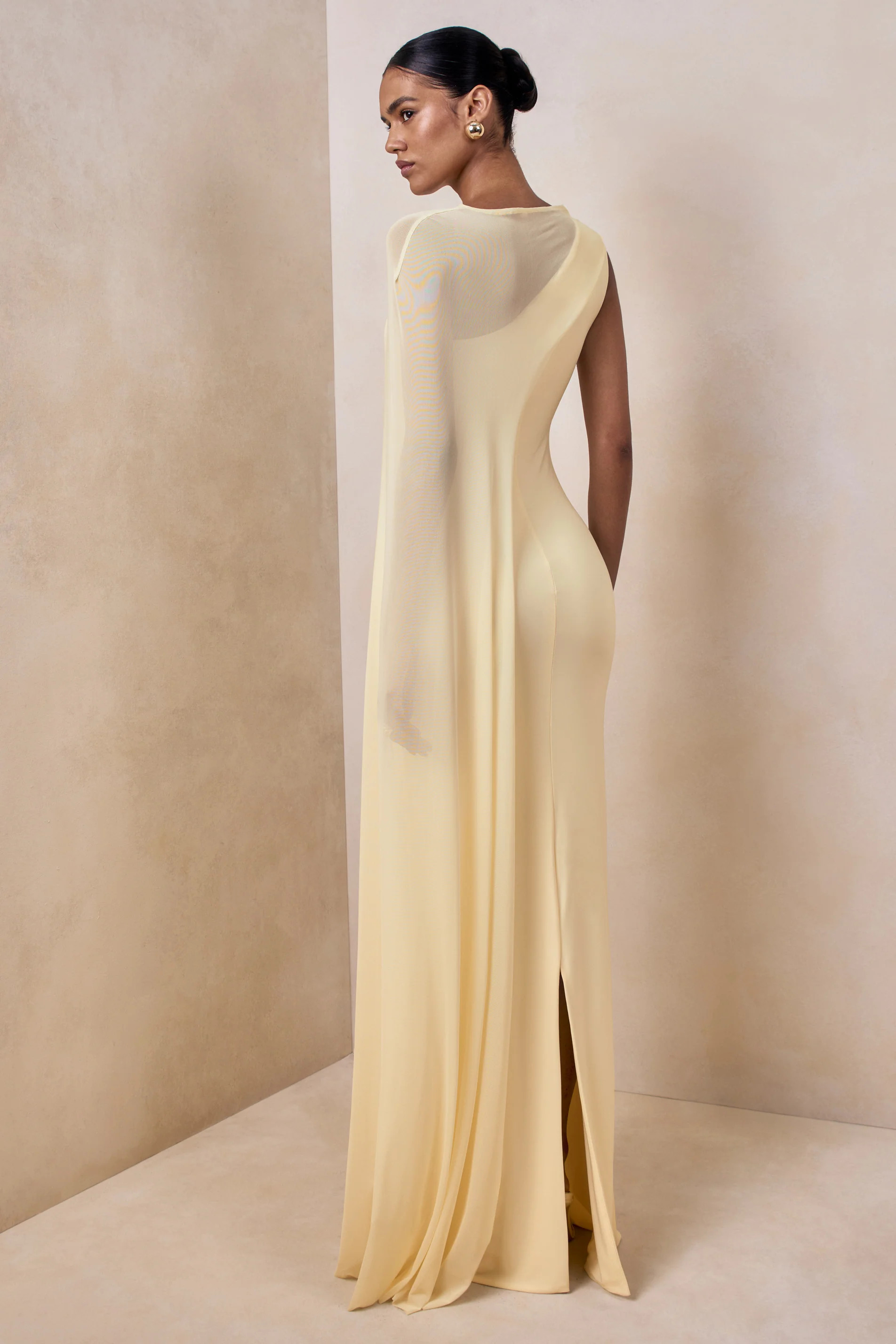 Mirelle | Lemon Boat-Neck Maxi Dress With Cape-Sleeve | Club L London