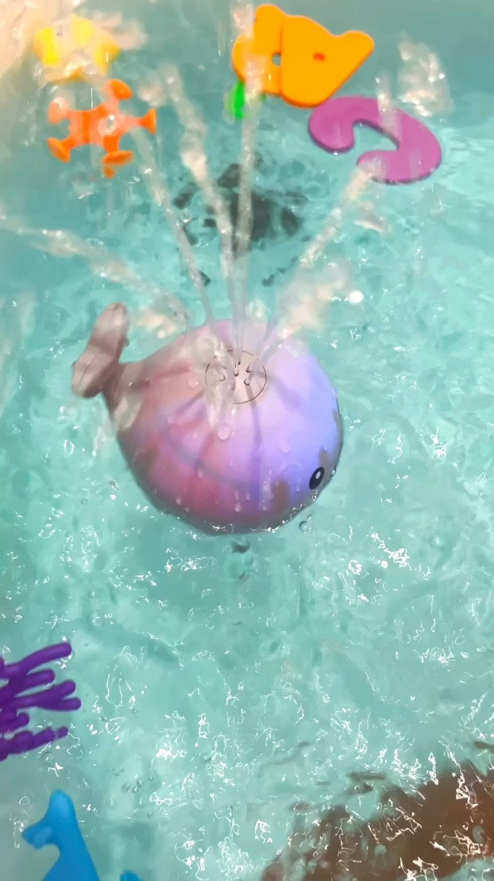 making bath time so much fun 🩵🫧🐬 

#LTKFindsUnder50 #LTKBaby #LTKKids