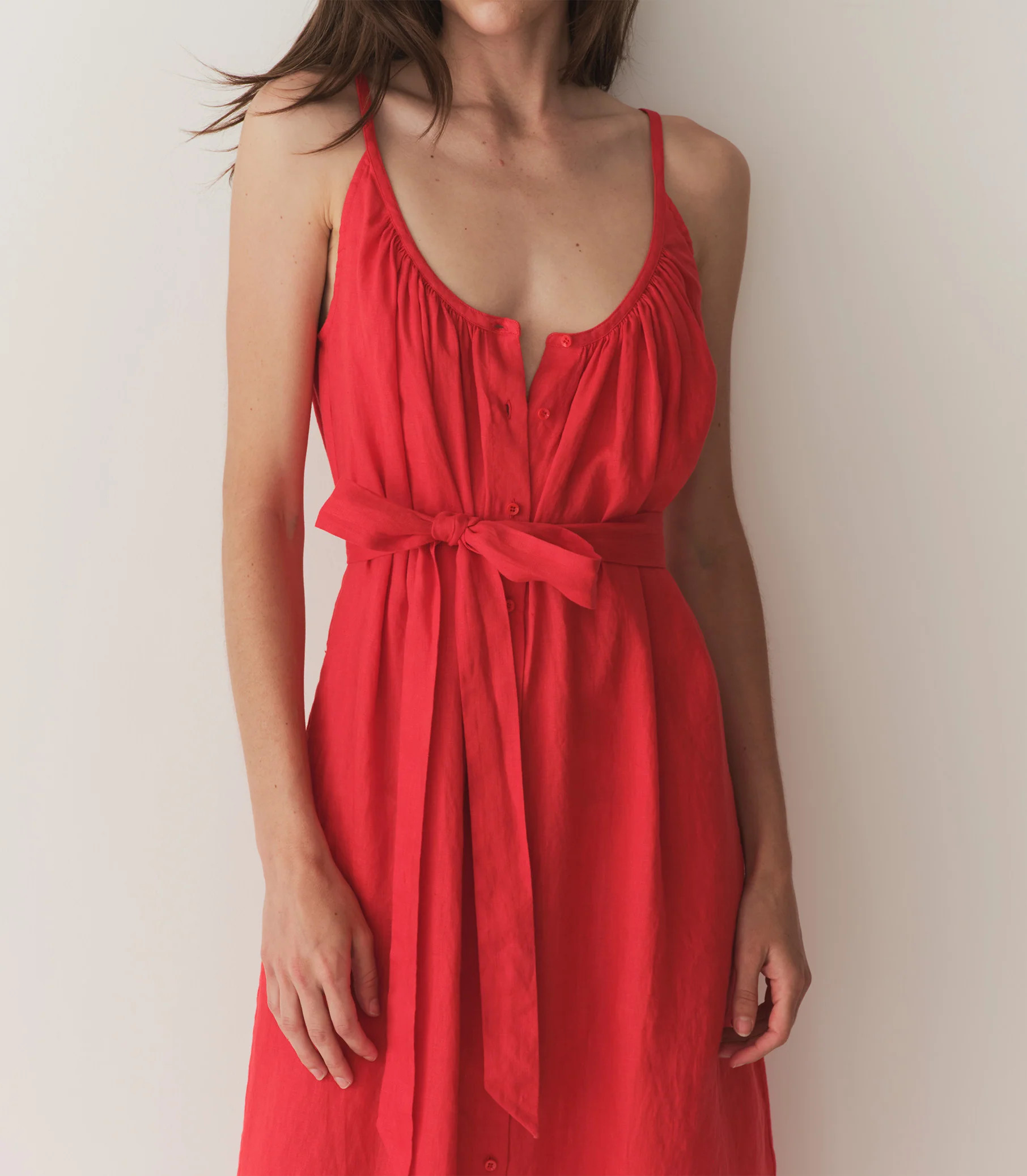 Nevita Linen Dress - Scarlet | DÔEN | DOEN
