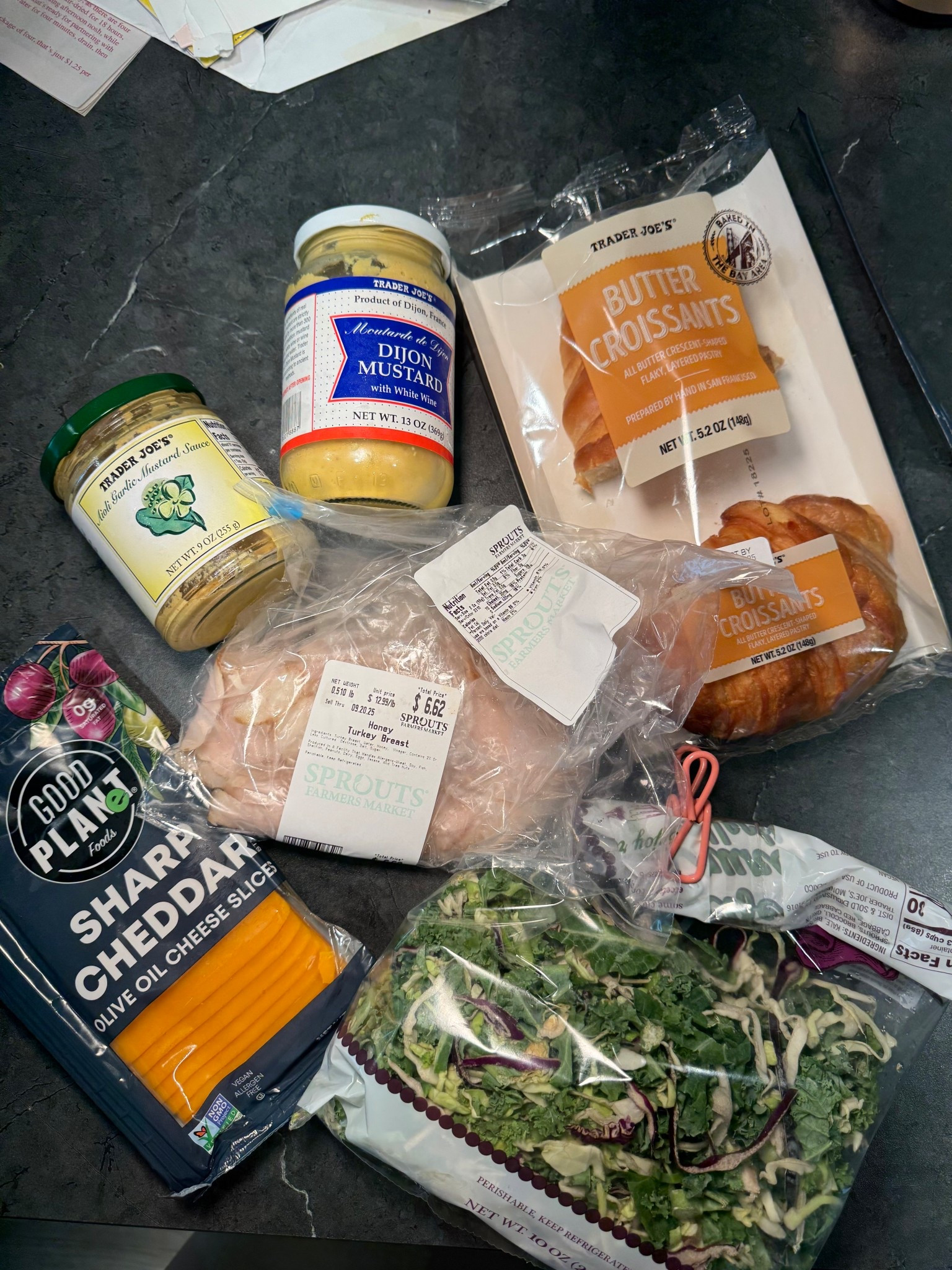 If you’re looking for the best turkey sandwich of your life, you need every ingredient here. A mix of Trader Joe’s and Sprouts finds!

#LTKActive