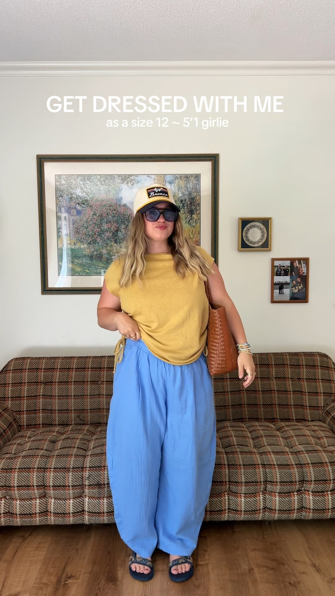 Gotten the most wears outta this one tee 🌼🫐🌼🫐 

@Old Navy @Gap @madewell @Teva @target 

#getdressedwithme #size12 #gdwm #midsizefashion #getdressedwithjolene