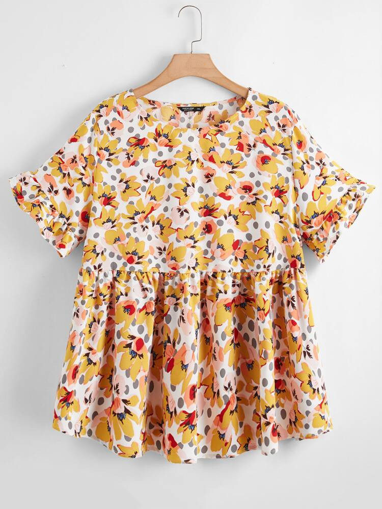 SHEIN Plus Allover Floral Print Ruffle Cuff Top | SHEIN