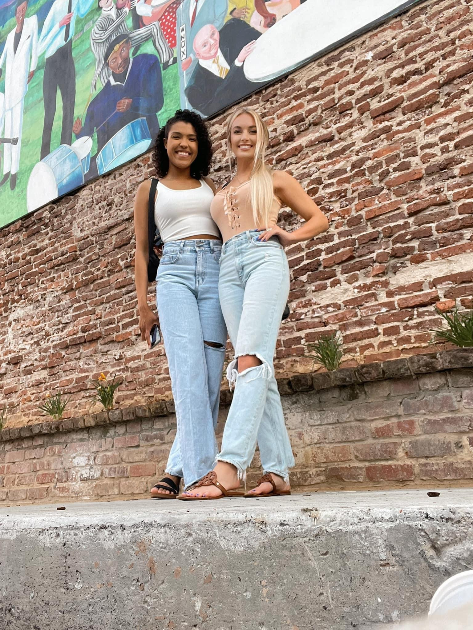 My favorite jeans in the entire universe! 

DISCOUNT CODE: DENIMAF

#LTKBacktoSchool #LTKunder100 #LTKFind